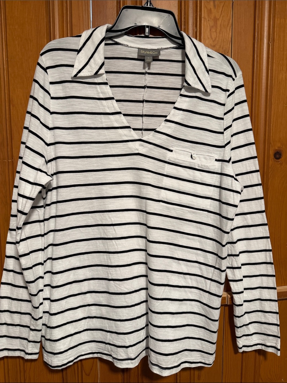 Style & Co. White and Black Striped V-Neck Collared Long-Sleeve Top